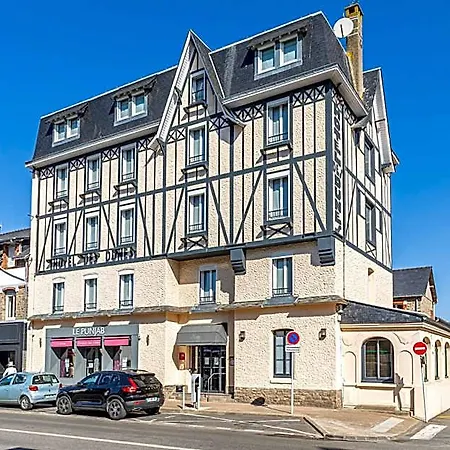斯涛特尔杜纳酒店 La Baule